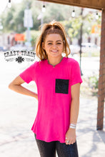 Load image into Gallery viewer, MIDNIGHT LEOPARD POCKET TOP {PINK}
