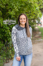 Load image into Gallery viewer, RODEO DRIVE HOODIE

