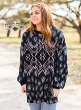 Load image into Gallery viewer, STAY COZY PULLOVER
