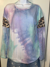 Load image into Gallery viewer, Die For Tie Dye Top
